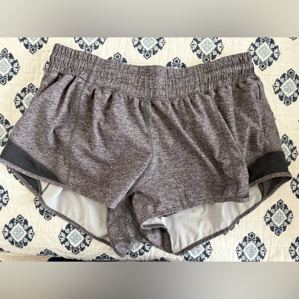 Lululemon hotty hot 2.5 in inseam shorts. Women's Heather Gray Athletic Shorts